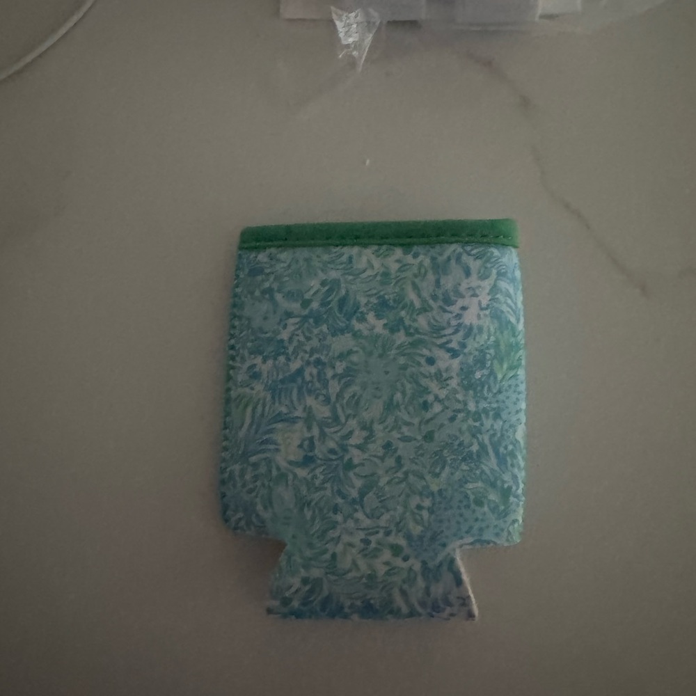 Floral Blue and Green Can Cooler